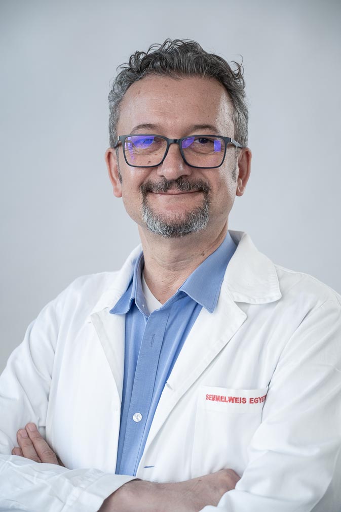 Dr. Nádor Csaba